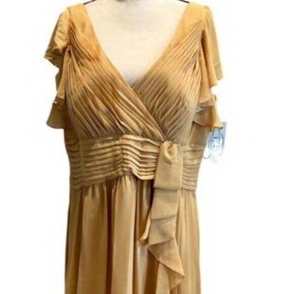 May Queen Couture Champagne Gold Pleated Chiffon Ruffle Gown - Picture 1 of 4
